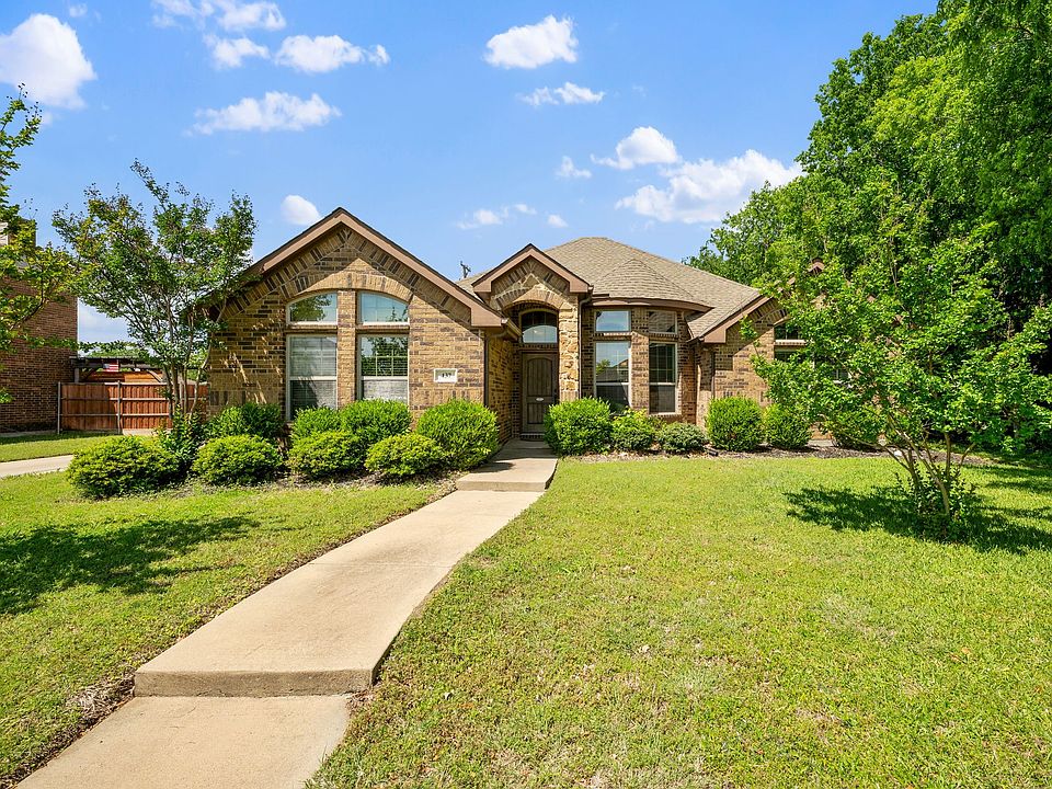 1st image of 437 Da Vinci Ln