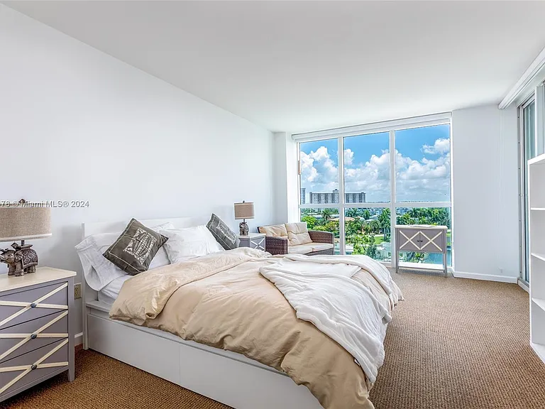 16500 Collins Ave #655 — Photo 18