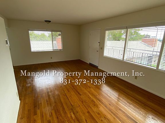 4th image of 24-34 Mar Vista Dr #26