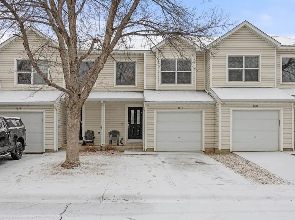 1513 Oak Creek Dr, Loveland, CO 80538