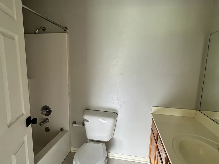 4165 E Skillern Rd — Photo 5