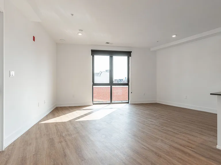 1519 Ridge Ave #502 — Photo 19