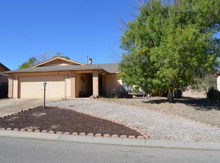 585 Christine Dr NE, Rio Rancho, NM 87124