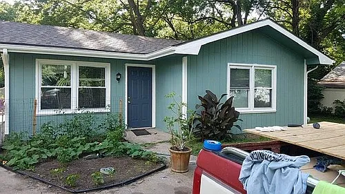 1415 Prairie Ave Photo 1
