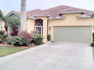 2159 Oxford Ridge Cir, Lehigh Acres, FL 33973