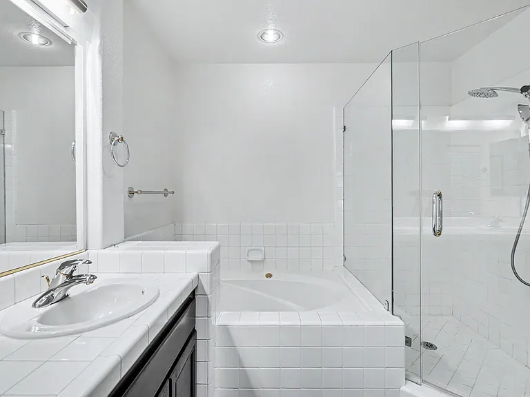 437 Camille Cir #1-11 — Photo 23