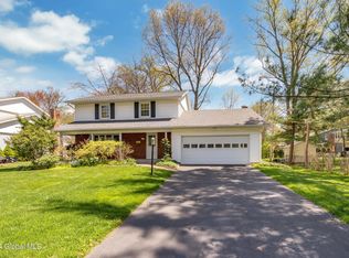 8 Wisconsin Ave, Delmar, NY 12054