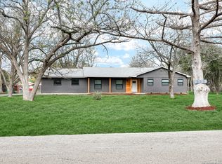 6759 Country View Ln, San Antonio, TX 78240