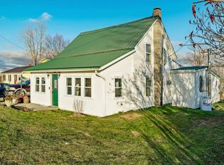 284 Cook Rd, Sheldon, VT 05483