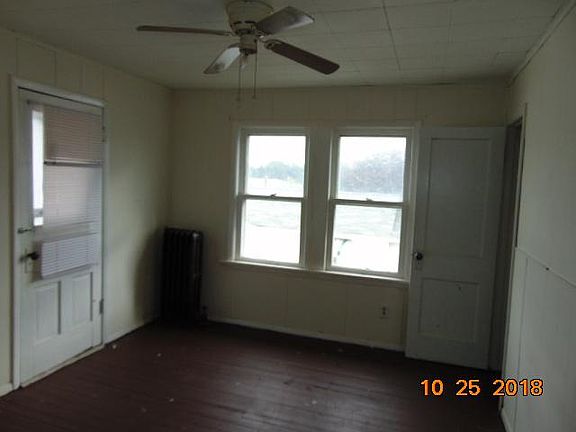 4th image of 91 Lyndwood Ave