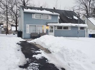 81 Grand Ave, Iselin, NJ 08830