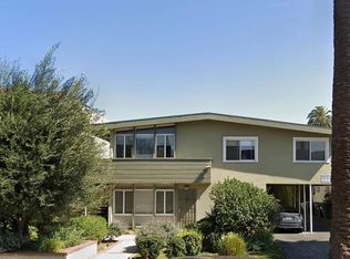 136 N Hamilton Dr #1, Beverly Hills, CA 90211