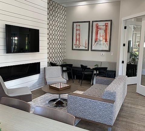 3rd image of 6507 Cotton Wood Cir APT F
