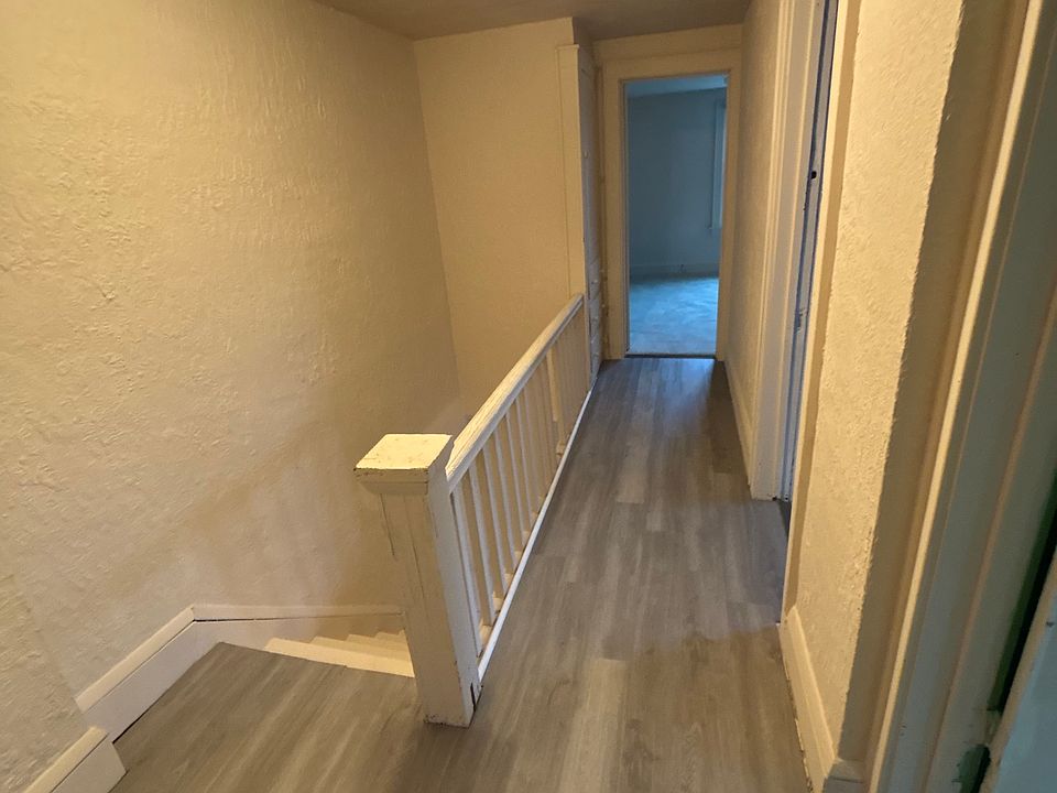 2nd image of 215 Summit St W #207