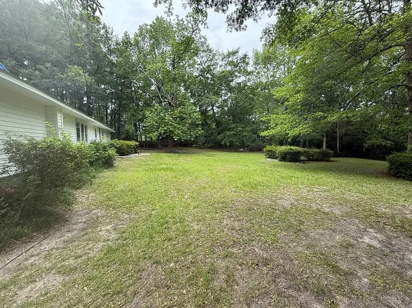 242 Swallow Ave, Georgetown, SC 29440