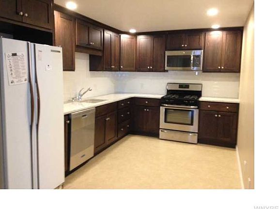 2nd image of 309 North St APT 23