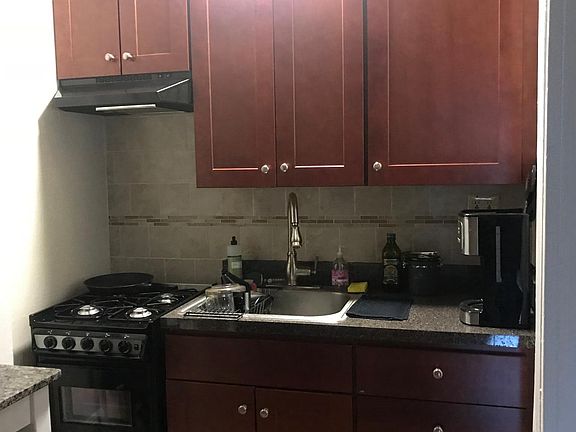 Brand New "Chef's" Kitchen