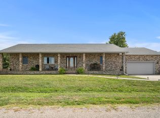 201 E Green St, Secor, IL 61771