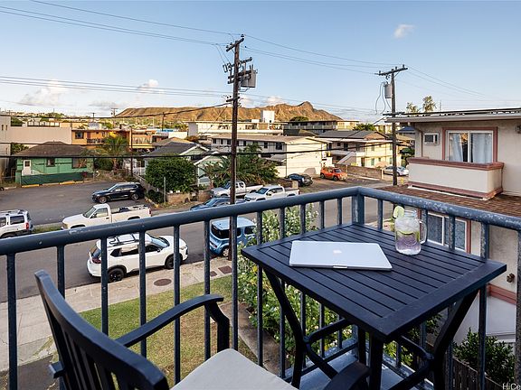 2nd image of 738 Palani Ave APT 301
