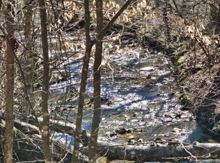 26 Oak Ridge Way, Ellijay, GA 30536