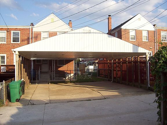 huge 3 car carport