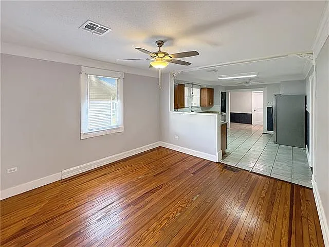 1028 Gaudet Dr — Photo 4