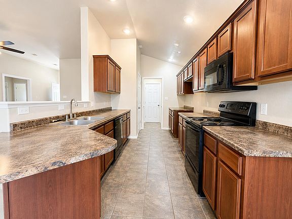 4th image of 6932 35th St