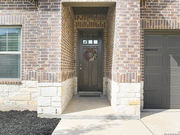 3rd image of 2421 PENNILYNN WAY