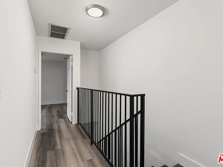 6616 Sylmar Ave #1 — Photo 10