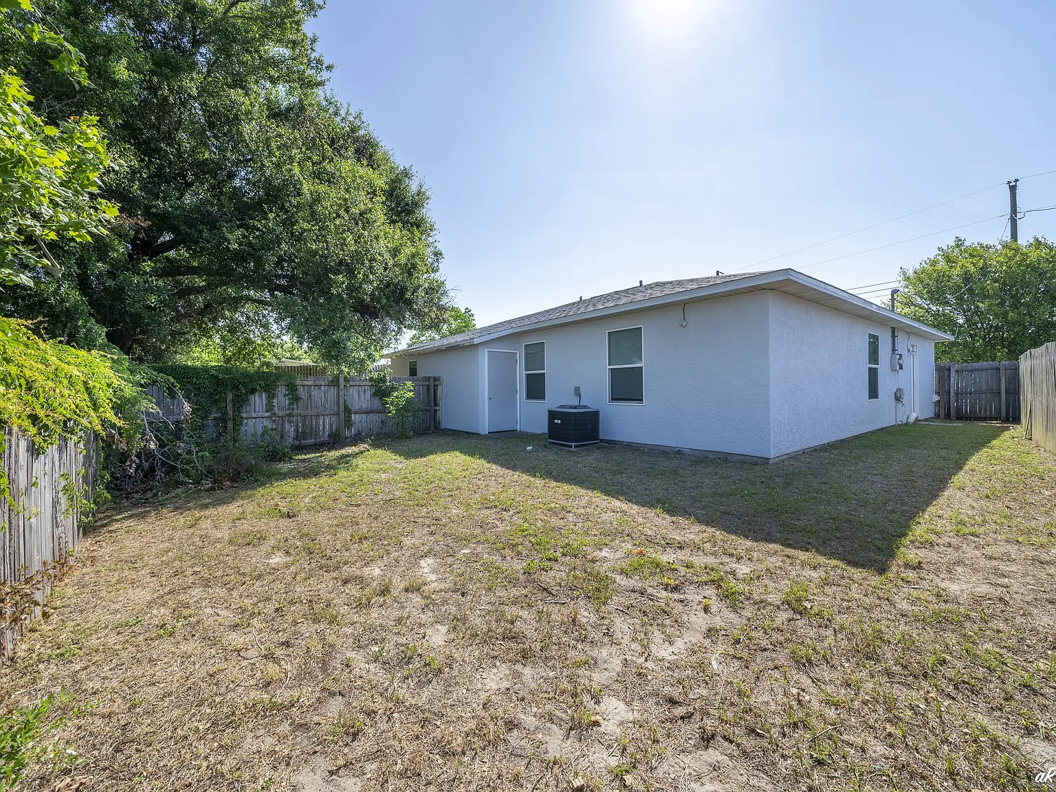 3722 Burnham Way - 1 — Photo 4