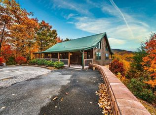 859 Pinnacle Vista Rd, Gatlinburg, TN 37738