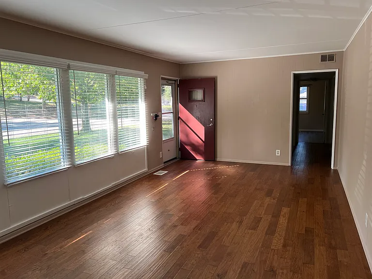 309 Valley Dr #A — Photo 3