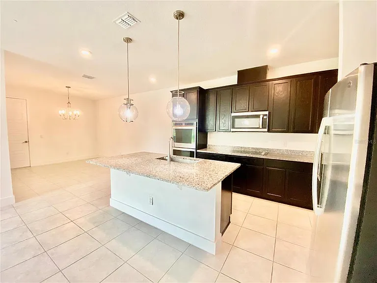 7206 Carrickbend Ln — Photo 24