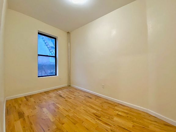 3rd image of 200 Audubon Ave APT 52