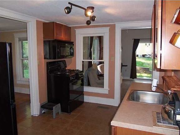 4th image of 1206 Westwood Ct