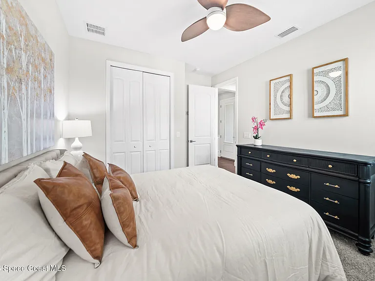 2258 Pangea Cir — Photo 31