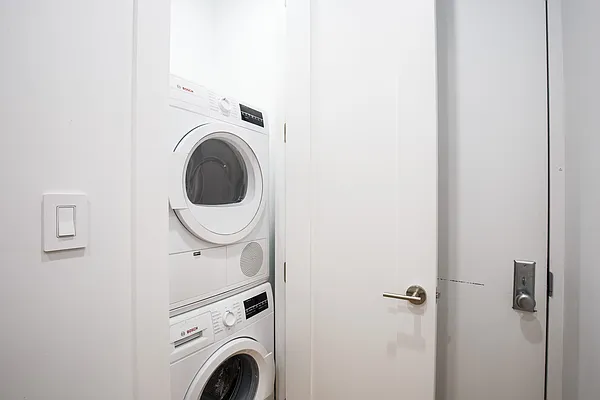 Rented by Nooklyn NYC LLC | media 13