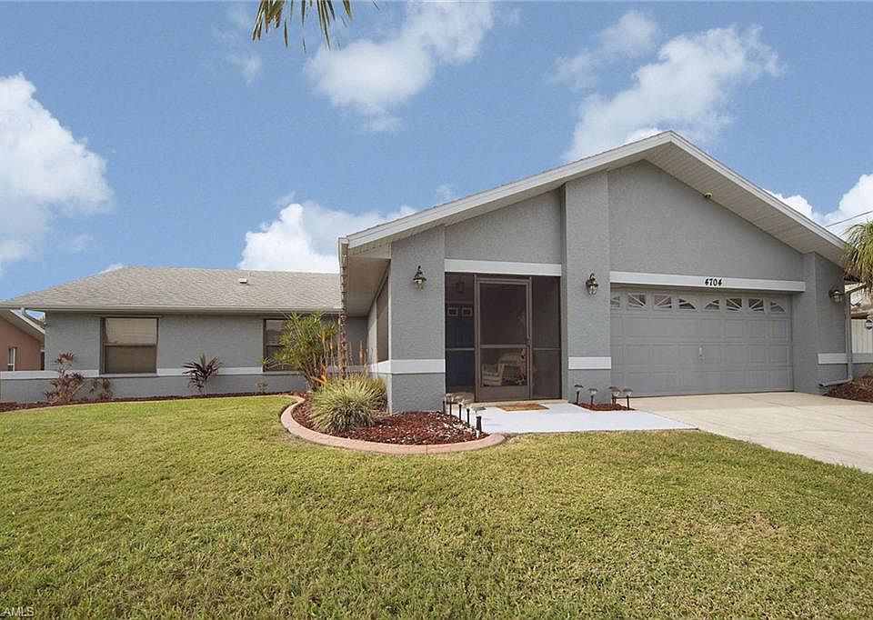 1st image of 4704 SW 25th Pl