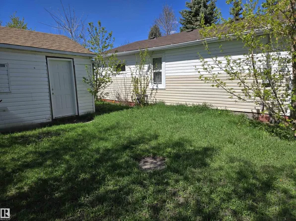 4513 53rd Ave, Wetaskiwin, AB T9A 0Y3