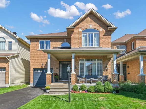 196 Lamplighters Dr, Ottawa, ON K2J 0K9