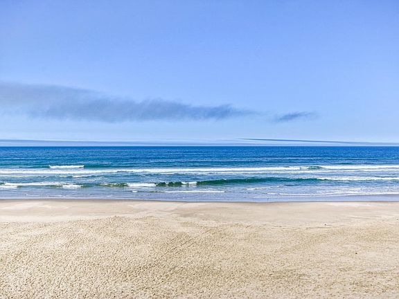 2nd image of 5392 SW Pacific Coast Hwy