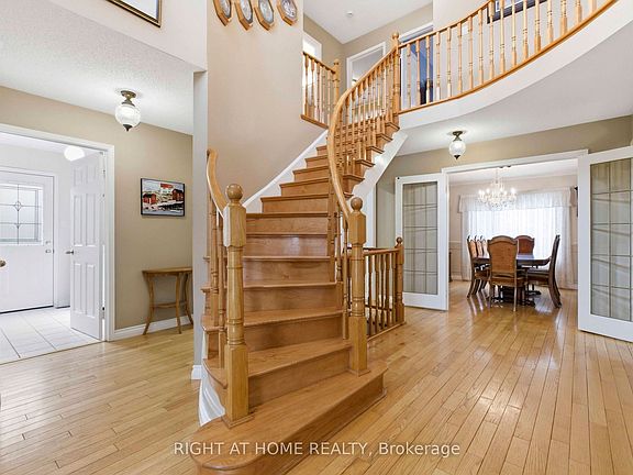 2nd image of 620 Aspen Rd