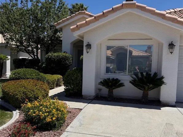 1612 Hidden Spring Dr, Las Vegas, NV 89117