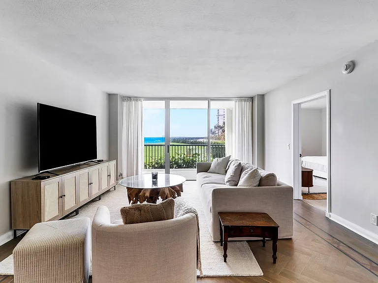 5400 N Ocean Dr — Photo 7