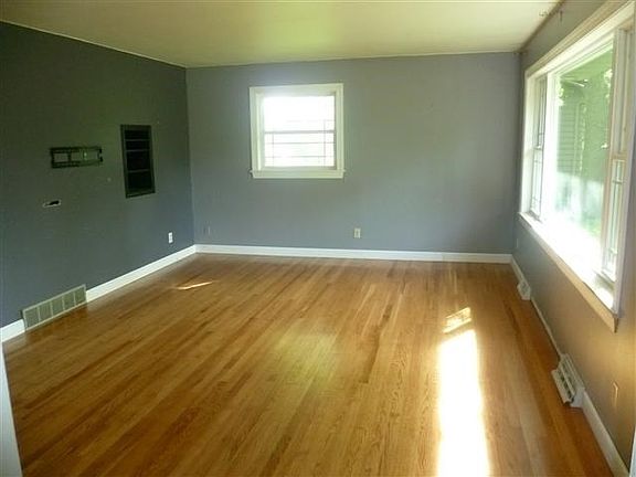 3rd image of 4177 Lookout Trl