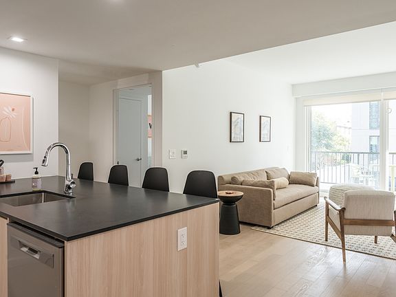 4th image of 975 Nostrand Ave #632