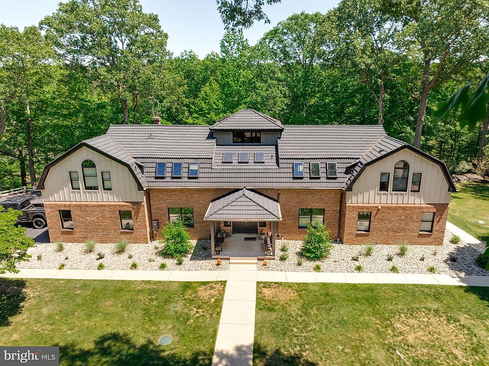 1st image of 7785 Swan Ln
