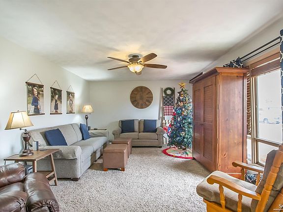 5th image of 2086 Highland Ave