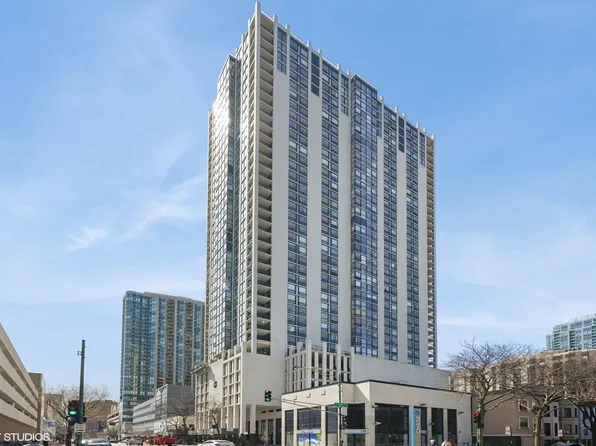 1122 N Clark St APT 3501, Chicago, IL 60610