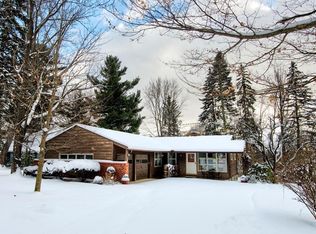 8479 Summit Dr, Bainbridge Township, OH 44023